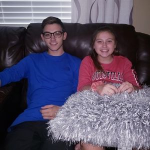 Meet your Posher, Admira